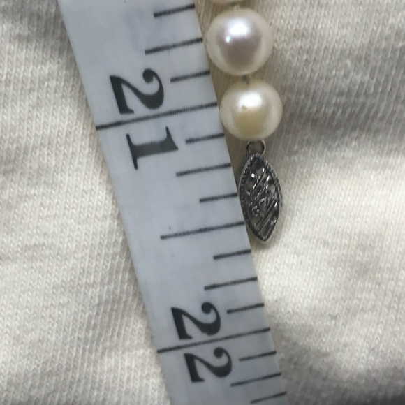 10K White Gold Filagree Clasp South Sea Pearl Necklace 21.5 in - Picture 13 of 14